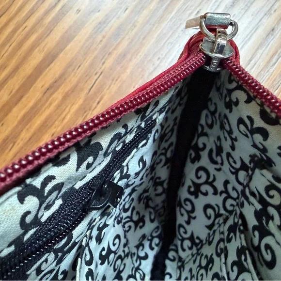 ♥️♥️♥️HOBO Red Leather Wristlet Clutch — FABULOUS ♥️♥️♥️ - Picture 7 of 8